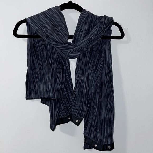 Convertible soft fabric long or infinity loop snap scarf in shades of blue - Picture 2 of 9